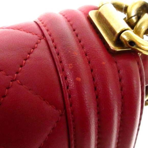 CHANEL Boy Shoulder Bag - Picture 11 of 13